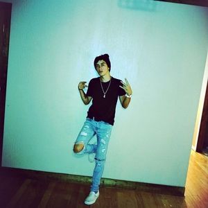 Meet your Posher, Cameron